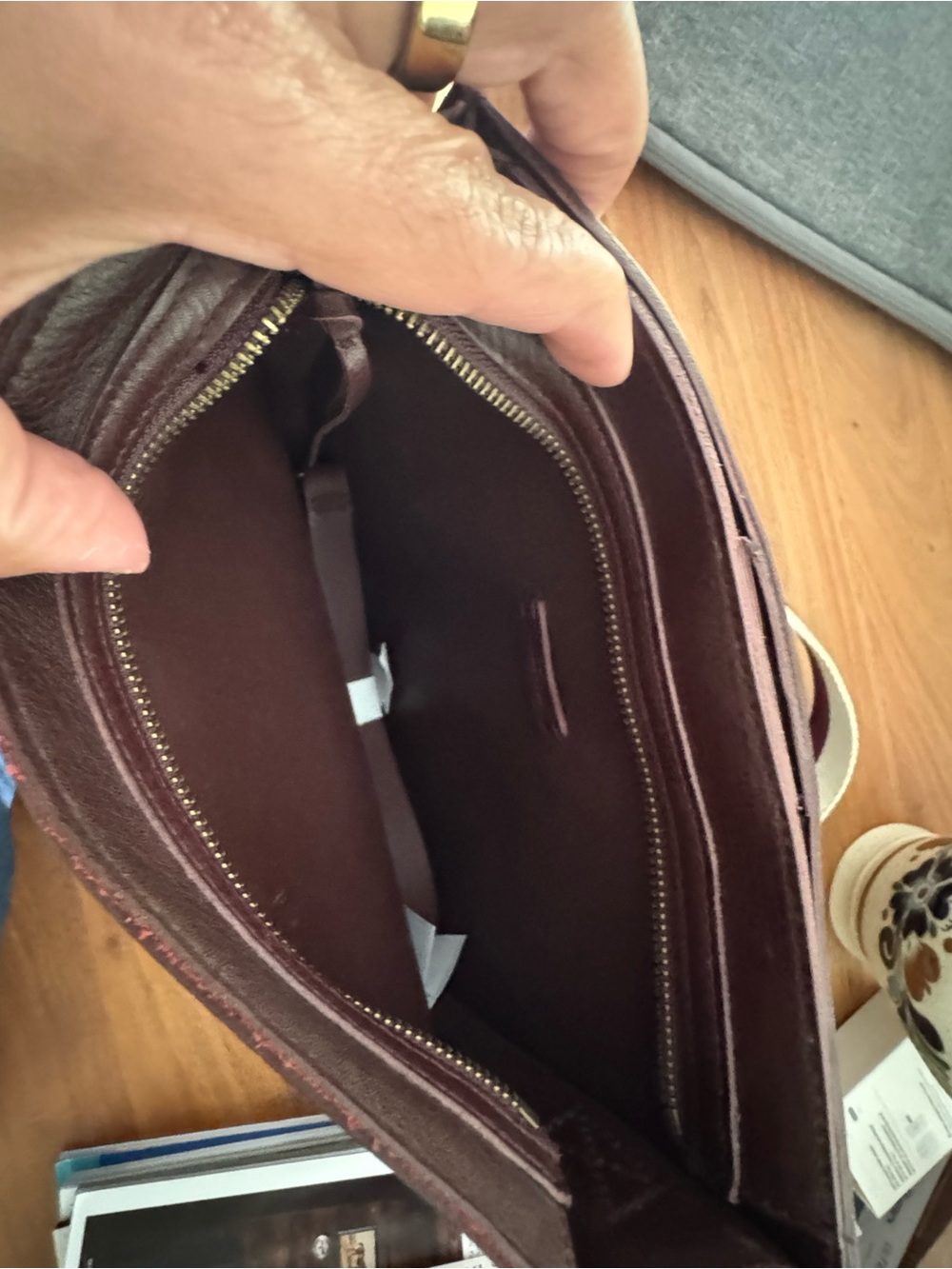 Madewell Burgundy Leather Saddle Crossbody with Striped Web Strap - Picture 2 of 4